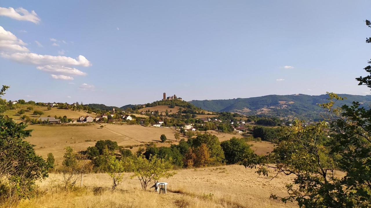 Les Coteaux De Planeze, Chambre Pour 2, 3 Ou Famille Nombreuse 2 Adultes 5 Enfants Et Jeunes Belmont-Bretenoux Esterno foto