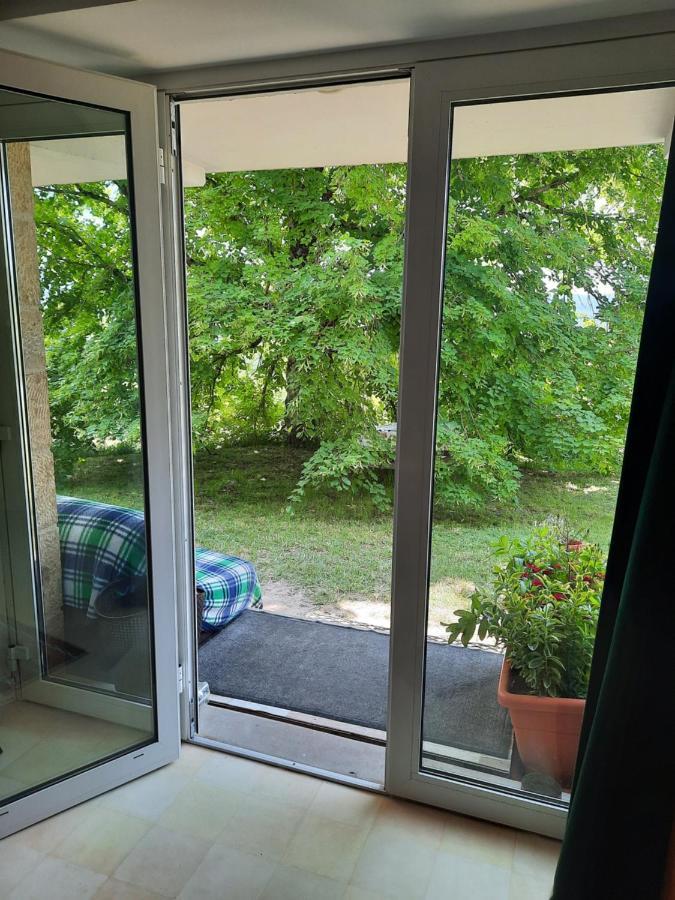 Les Coteaux De Planeze, Chambre Pour 2, 3 Ou Famille Nombreuse 2 Adultes 5 Enfants Et Jeunes Belmont-Bretenoux Esterno foto